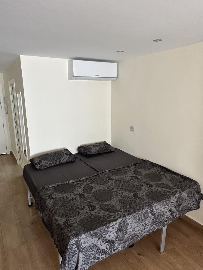 Studio Monserrate F Torrevieja Bagian luar foto